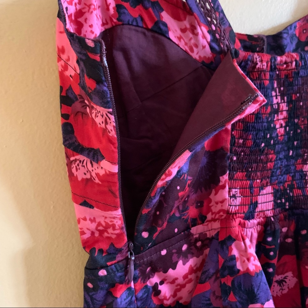Free People Size 0, Peplum Floral print Tank Top. - Picture 9 of 13